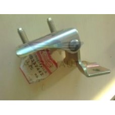 MB337442-BAGAJ KAPAK MENTEŞESİ L300 87-08/H100 94-11
